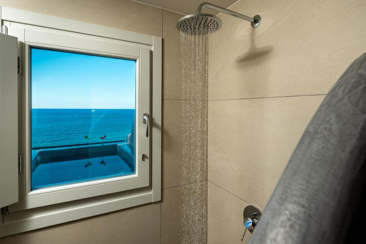 Neoma Luxury Suites Καρτεράδος Εξωτερικό φωτογραφία
