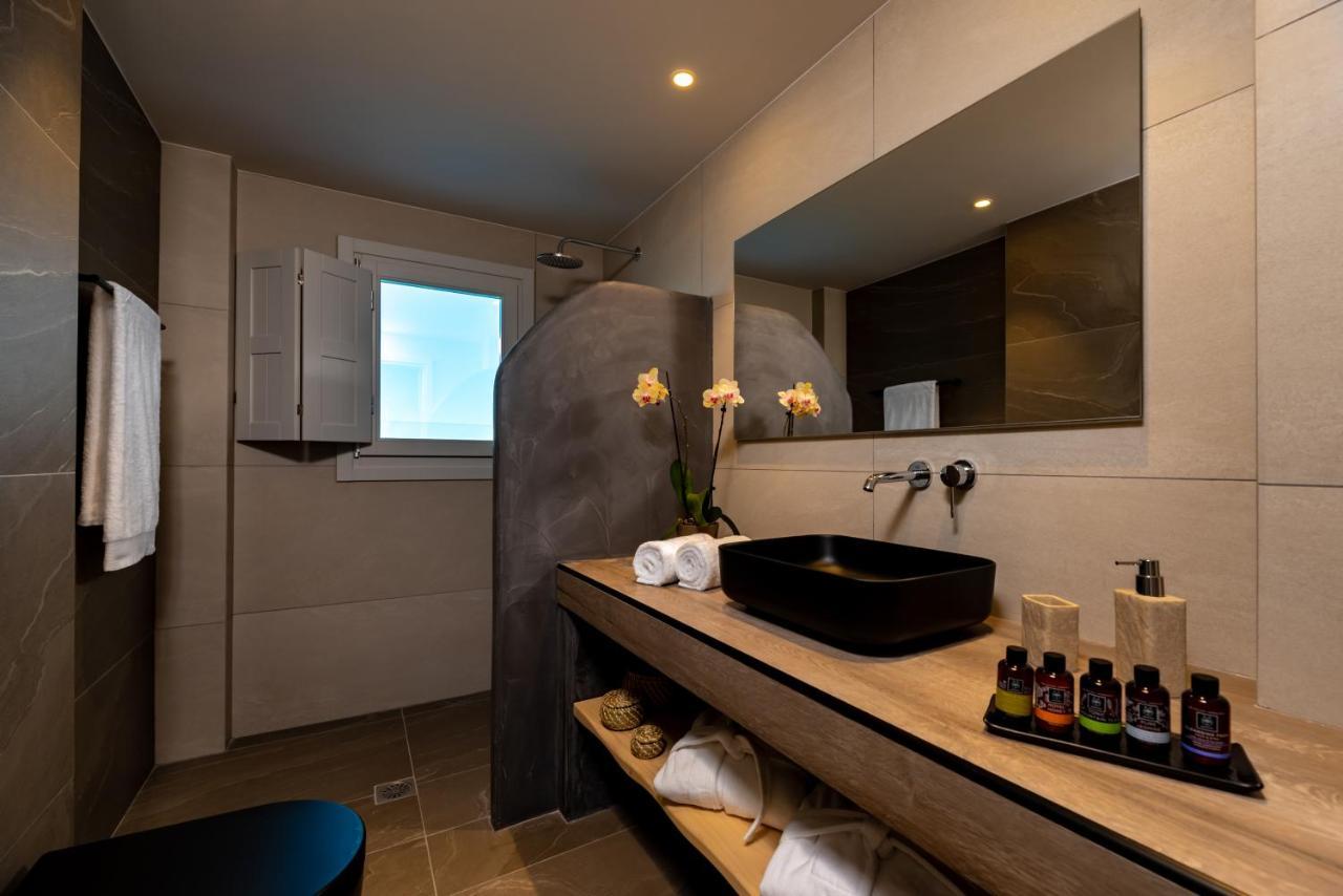 Neoma Luxury Suites Καρτεράδος Εξωτερικό φωτογραφία