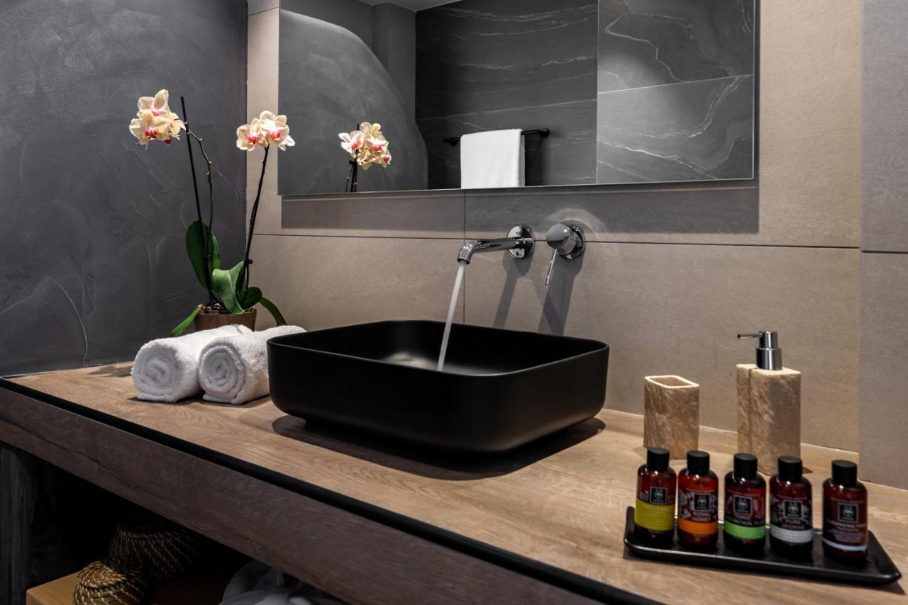 Neoma Luxury Suites Καρτεράδος Εξωτερικό φωτογραφία